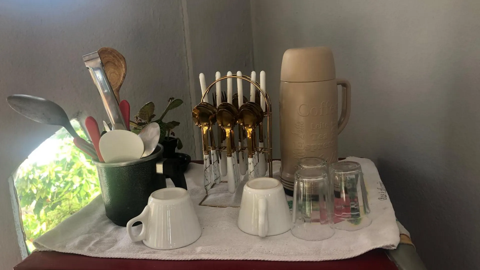 Апартаменты Casa Privativa Aconchegante Em Arraial D'Ajuda - 1 Quarto Com 2 Camas, Cozinha E Banheiro Порту-Сегуру